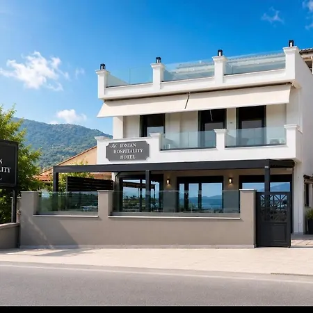 Ξενοδοχείο Ionian Hospitality - Fully Renovated - Seafront 3*